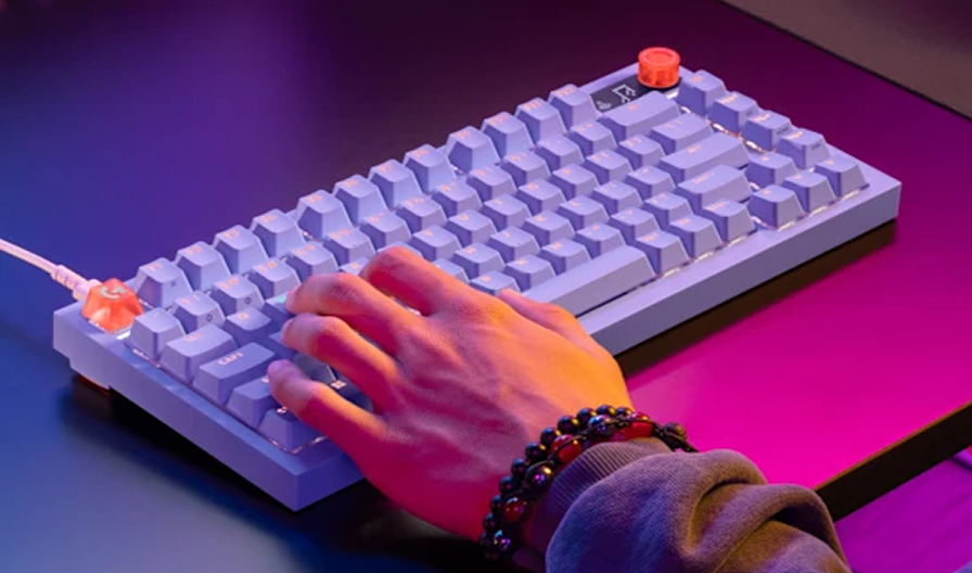 Lilac Logitech G316 X keyboard